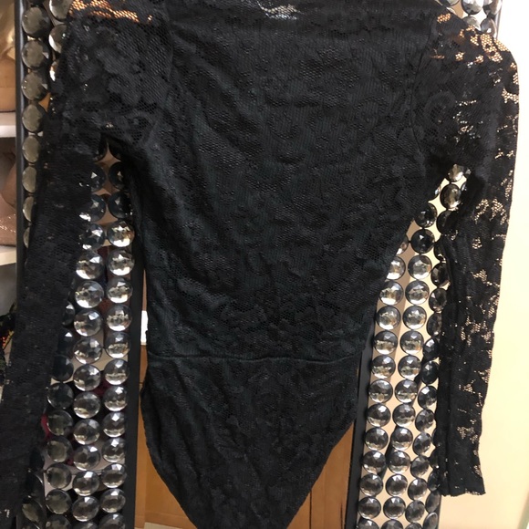 Lace Boohoo tall bodysuit never worn! - Picture 3 of 4